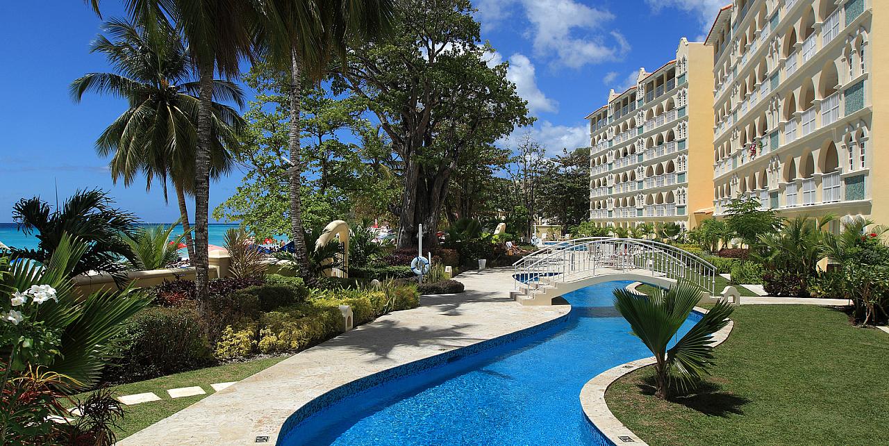 Barbados, Sapphire Beach Apartment 104